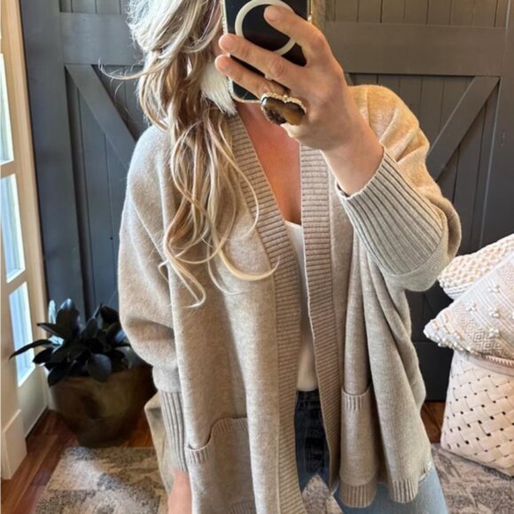 Grey Pocketed Cotton Cardigan Sweater, Dolman Sleeve Oversized Knit Jacket Top - Picture 4 of 8